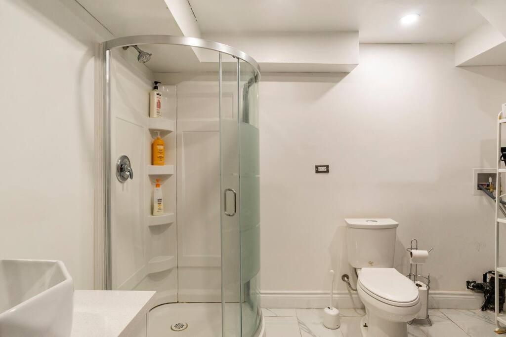 Hotel Big Oasis Studio Near Airport Yyz Toronto Zewnętrze zdjęcie
